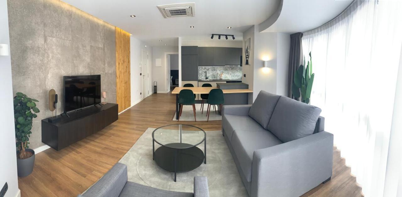 Bierzo Habita Apartments ปอนเฟร์ราดา ภายนอก รูปภาพ