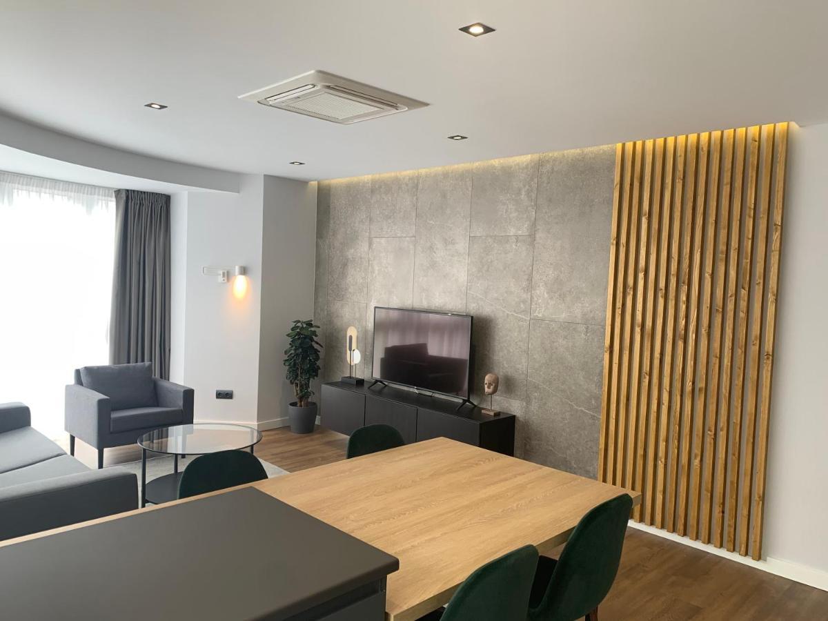 Bierzo Habita Apartments ปอนเฟร์ราดา ภายนอก รูปภาพ