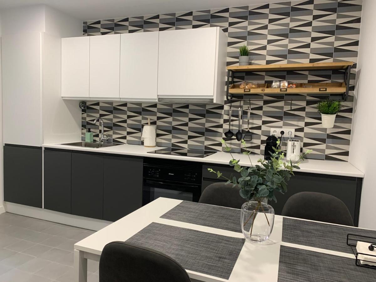 Bierzo Habita Apartments ปอนเฟร์ราดา ภายนอก รูปภาพ