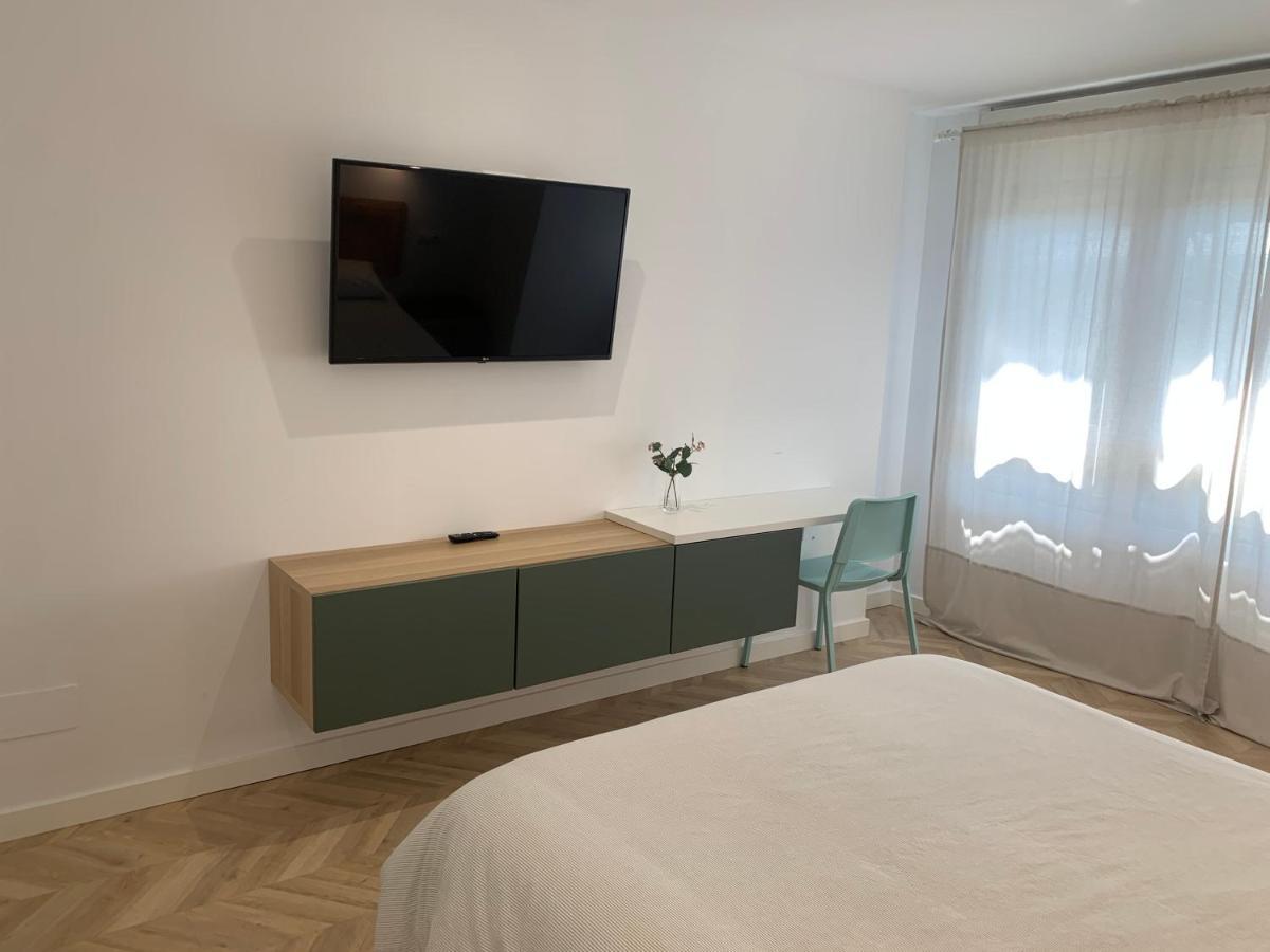 Bierzo Habita Apartments ปอนเฟร์ราดา ภายนอก รูปภาพ
