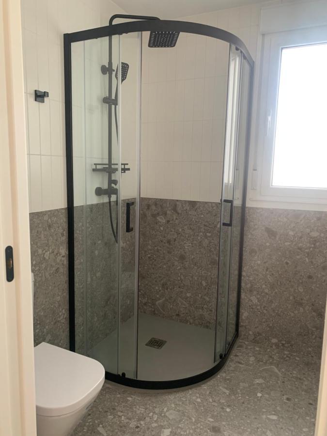 Bierzo Habita Apartments ปอนเฟร์ราดา ภายนอก รูปภาพ