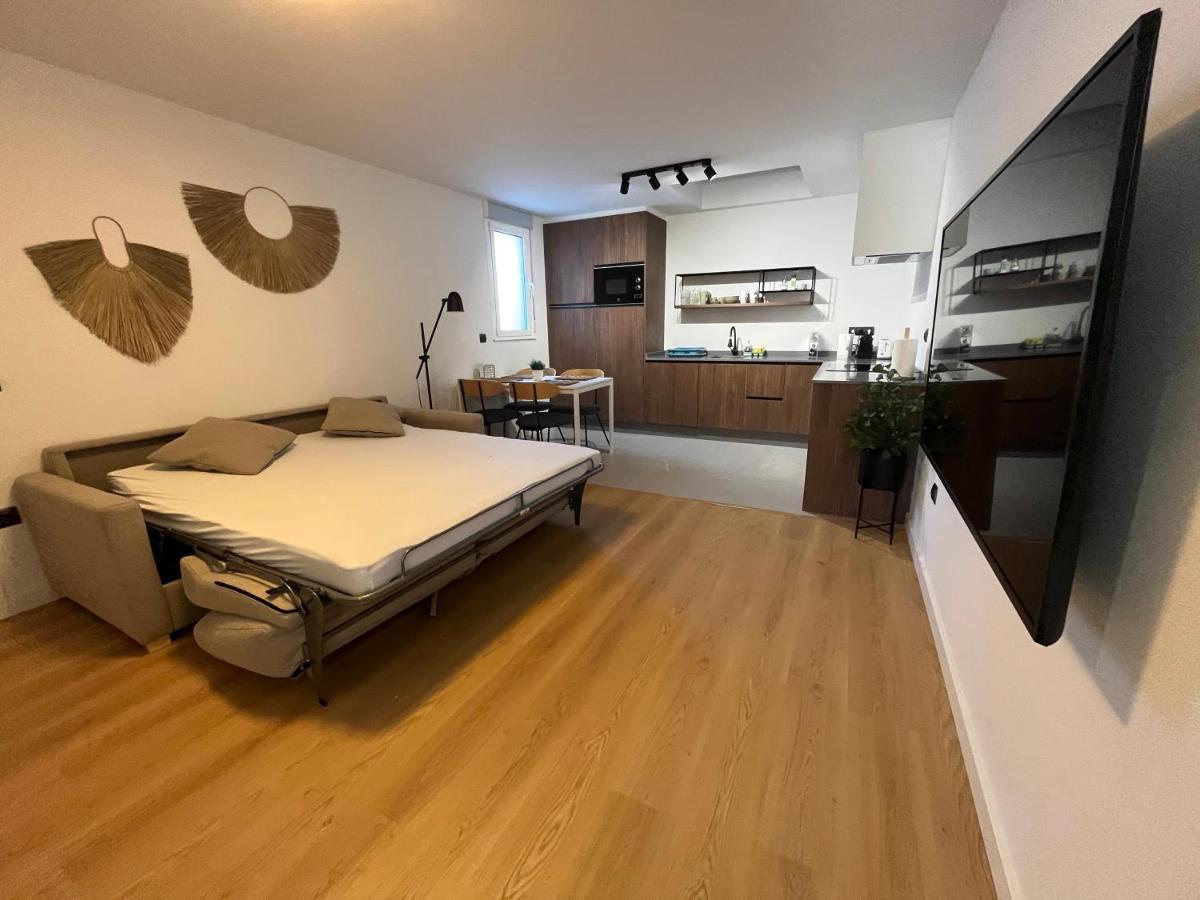 Bierzo Habita Apartments ปอนเฟร์ราดา ภายนอก รูปภาพ