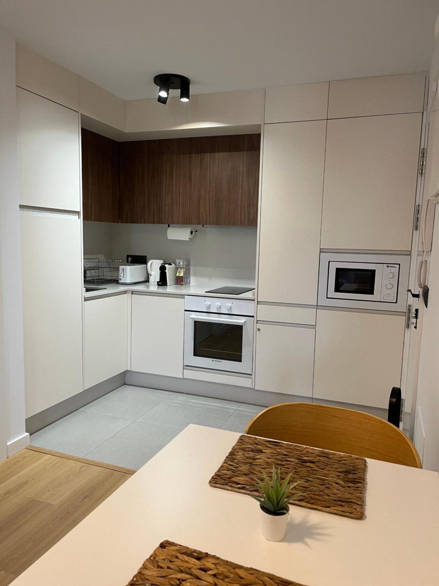 Bierzo Habita Apartments ปอนเฟร์ราดา ภายนอก รูปภาพ