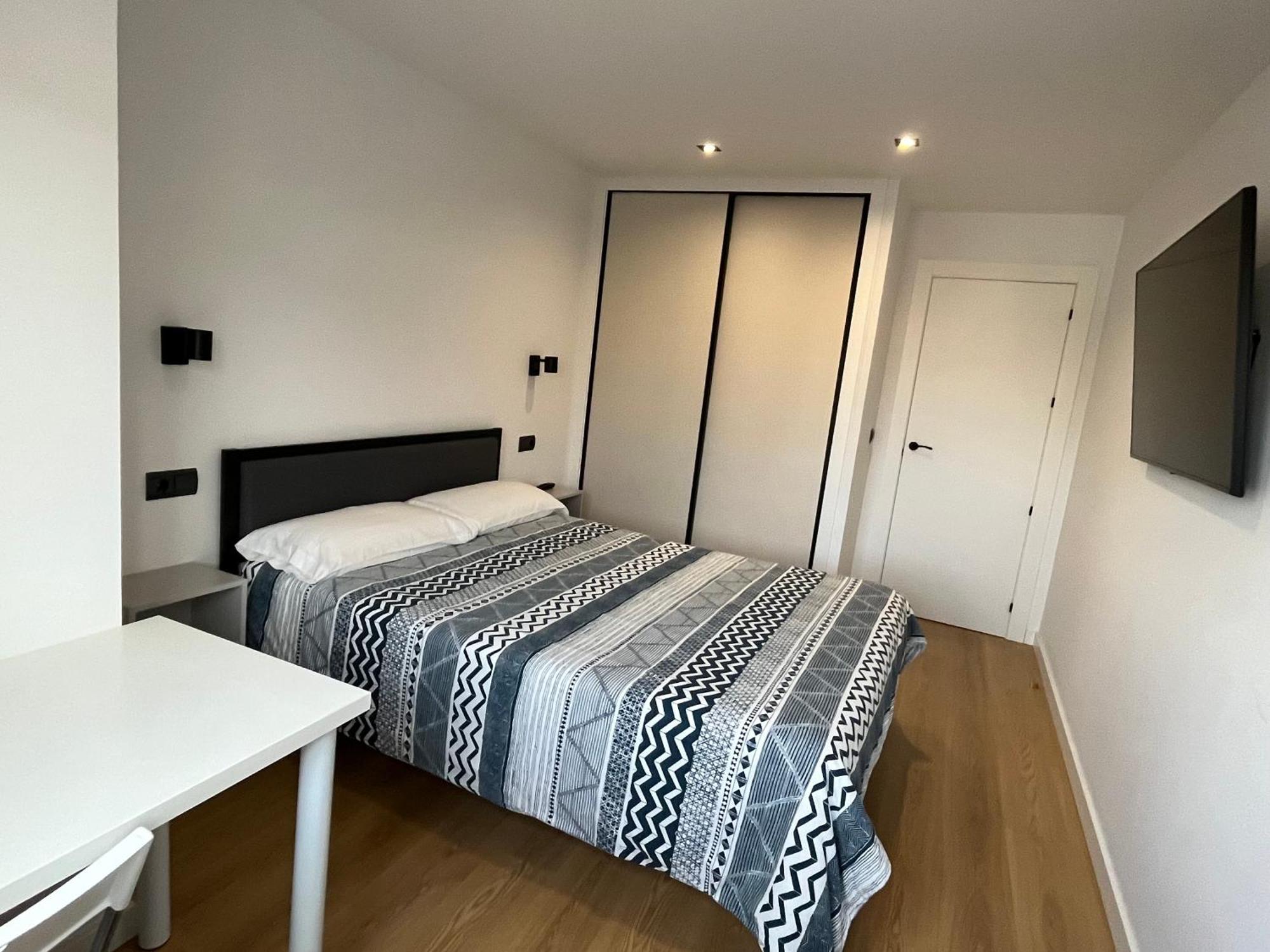 Bierzo Habita Apartments ปอนเฟร์ราดา ภายนอก รูปภาพ